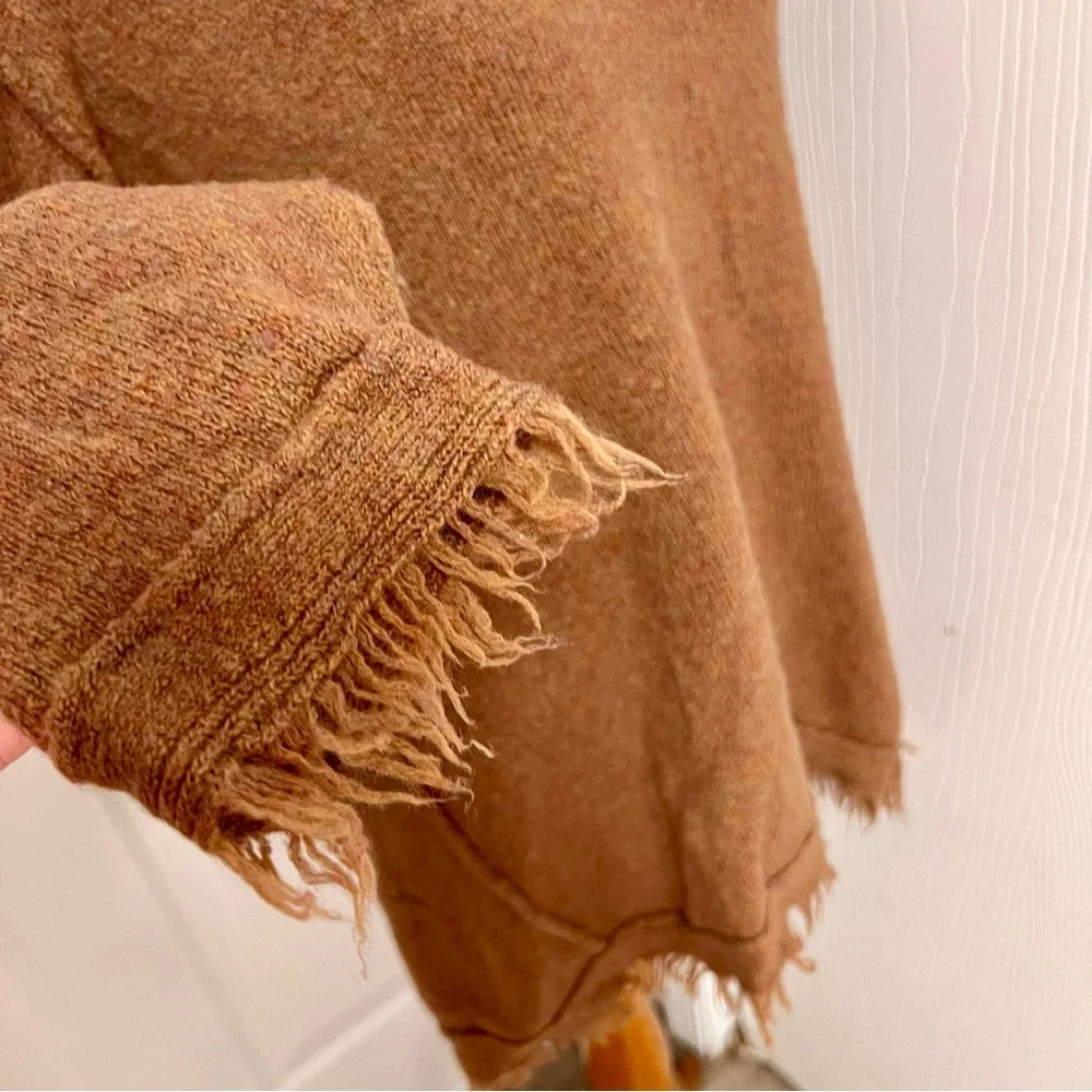 Free People Irresistible V Sweater A1